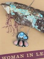 Golden Hills Turquoise/Pink Conch Cluster Rollo Necklace